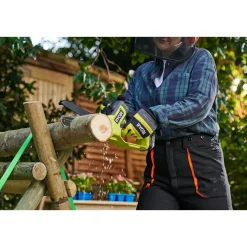 Outlet Ryobi GRENSAV AKKU 15 CM MED BATTERI OG LADER