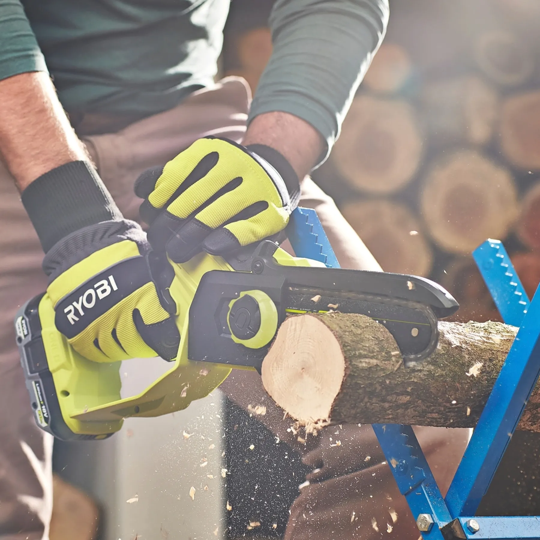 Online Ryobi GRENSAV AKKU 15 CM UDEN BATTERI OG LADER