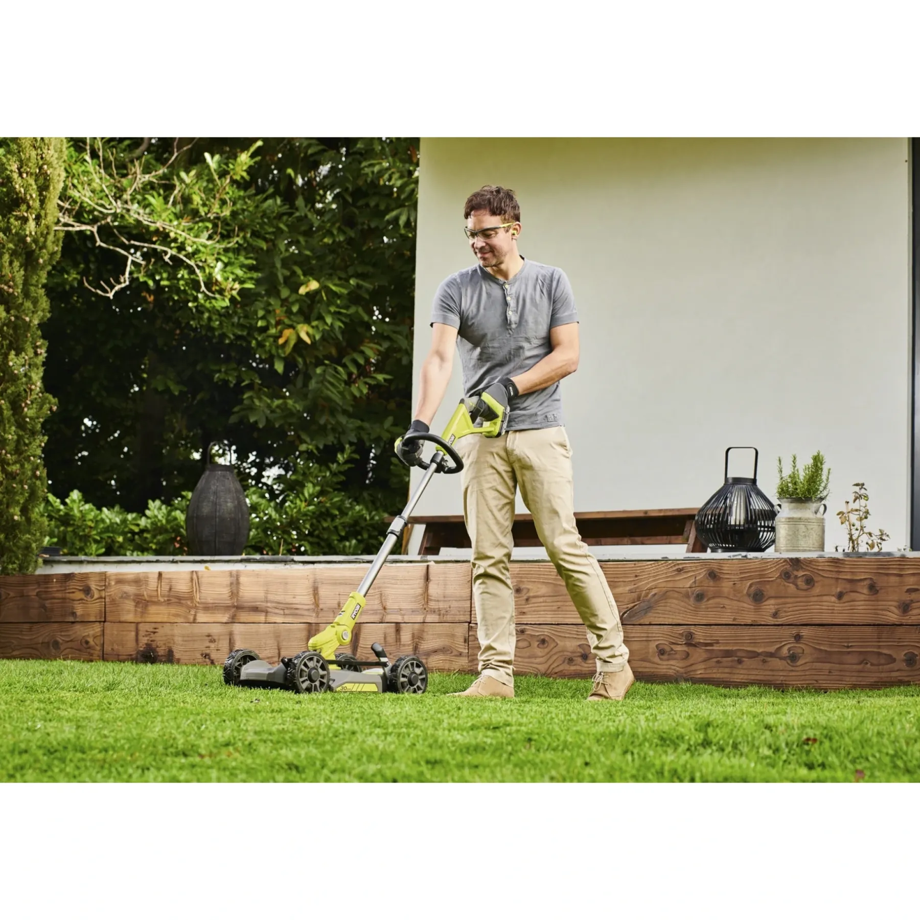 Sale Ryobi PLÆNEKLIPPER/ - TRIMMER AKKU 18V UDEN BATTERI OG LADER