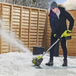 Best Ryobi SNESLYNGE AKKU 25 CM MED BATTERI OG LADER
