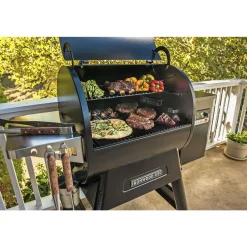 Sale Traeger IRONWOOD 650 TRÆPILLEGRILL SORT